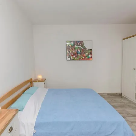 Tribunj Mali Mago Tribunj (Sibenik-Knin)