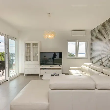 Apartment Tribunj Mali Mago